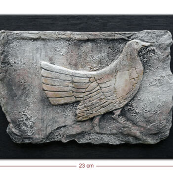 Escultura intitulada "Kybernis" por Fikret Özcan, Obras de arte originais, Cerâmica Montado em Painel de madeira