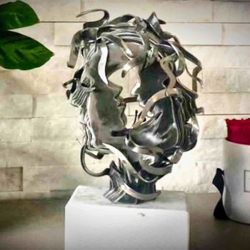 Escultura titulada "LookForMe (Ultimo E…" por Filippo Pietro Castrovinci, Obra de arte original, Metales