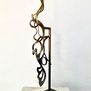 雕塑 标题为“Delusion” 由Flandez, 原创艺术品, 金属