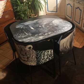 Design titled "The big five" by Fleurlise Artiste Peintre Et Sculpteur, Original Artwork, Furniture