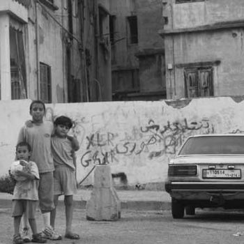 Photographie intitulée "Enfants du Liban3" par Florent Dorer, Œuvre d'art originale