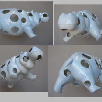 Sculpture titled "hippo bulle II" by Sculi / Fluxli, Original Artwork, Plastic