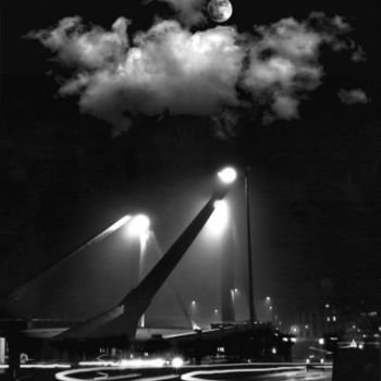 Fotografie mit dem Titel "Night light" von Bernhard Lüttmer, Original-Kunstwerk