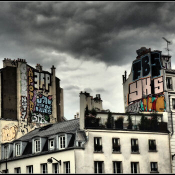 Fotografía titulada "Paris touche le cie…" por Florence Pouget-Landrieu, Obra de arte original
