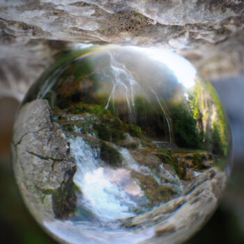 Photographie intitulée "Cascade.jpg" par Florence Pouget-Landrieu, Œuvre d'art originale