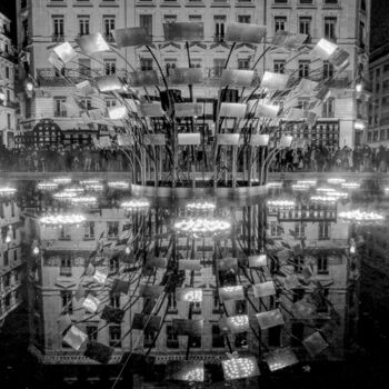 Photographie intitulée "Fête des lumières" par Florence Pouget-Landrieu, Œuvre d'art originale, Photographie numérique