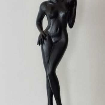 Sculpture titled "Elle" by André Réus, Original Artwork, Resin