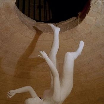 「suicide」というタイトルの彫刻 Francesco Mestriaによって, オリジナルのアートワーク