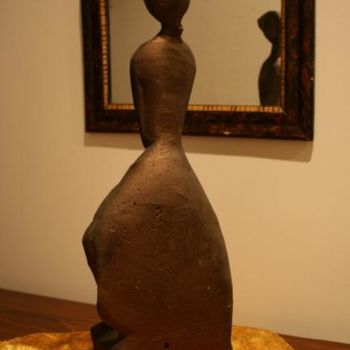 Sculpture titled "tufo 2 -retro" by Francesco Mestria, Original Artwork, Stone