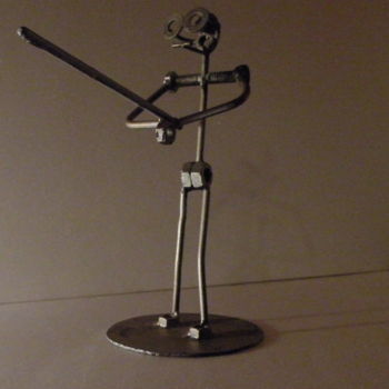 Skulptur mit dem Titel "Le Pêcheur" von Franck Pettiti, Original-Kunstwerk, Metalle