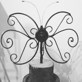 Escultura intitulada "Le papillon du bois…" por Françoise Darras, Obras de arte originais, Metais