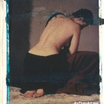 Fotografie getiteld "Polaroid Nude n. 27" door Frank Morris, Origineel Kunstwerk