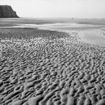 Photographie intitulée "Blanc Nez à la plage" par Frédéric Duchesnay, Œuvre d'art originale, Photographie argentique