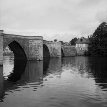 摄影 标题为“vieux pont” 由Frédéric Duchesnay, 原创艺术品, 电影摄影