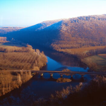 Photography titled "La vallée en hiver" by Frédéric Duchesnay, Original Artwork, Analog photography