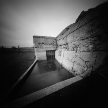 Photography titled "La casemate" by Frédéric Duchesnay, Original Artwork, Analog photography