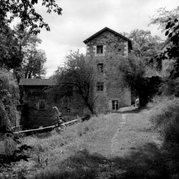 Photographie intitulée "Le vieux moulin" par Frédéric Duchesnay, Œuvre d'art originale, Photographie argentique