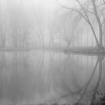 Fotografía titulada "Le pecheur dans la…" por Frédéric Duchesnay, Obra de arte original, Fotografía analógica