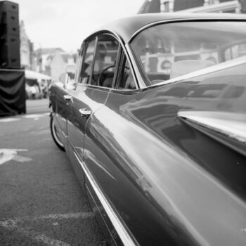 Photography titled "cadillac" by Frédéric Duchesnay, Original Artwork, Analog photography
