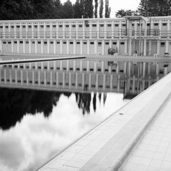 "La piscine." başlıklı Fotoğraf Frédéric Duchesnay tarafından, Orijinal sanat, Analog Fotoğrafçılık