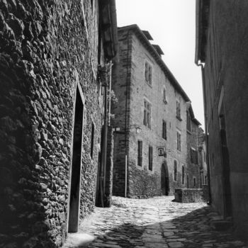 Photography titled "Vieille ruelle" by Frédéric Duchesnay, Original Artwork, Analog photography