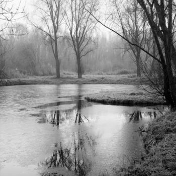 Photography titled "Reflet coupé" by Frédéric Duchesnay, Original Artwork, Analog photography