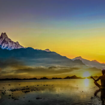 Photographie intitulée "Zen in Himalaya" par Frederic Bos, Œuvre d'art originale, Photographie manipulée