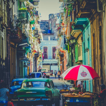 Photography titled "Havana Street" by Frederic Bos, Original Artwork, Non Manipulated Photography
