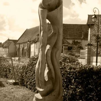 Sculpture titled "La pause du pélerin" by Frédéric Boiron, Original Artwork, Wood