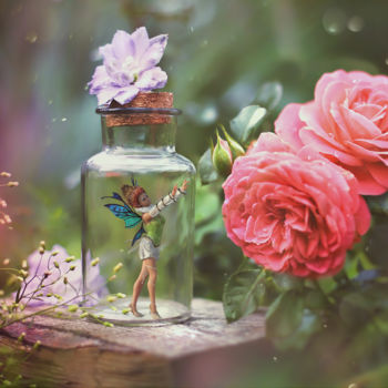 Druckgrafik mit dem Titel "Fairy in a bottle 2" von Frisian3dartist, Original-Kunstwerk, Fotomontage
