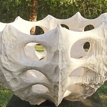 Sculpture titled "Ex-tension LXXXVII" by Gilbert Frizon, Original Artwork, Stone