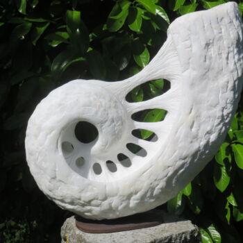 Sculpture titled "Ex-tension IC 99" by Gilbert Frizon, Original Artwork, Stone