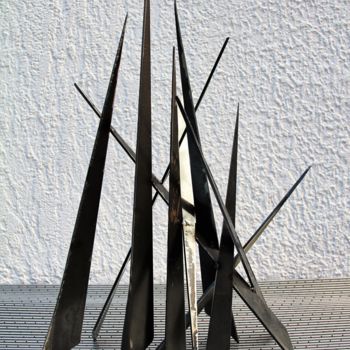 Sculpture titled "GOTIK 1" by Fred#29, Original Artwork, Metals