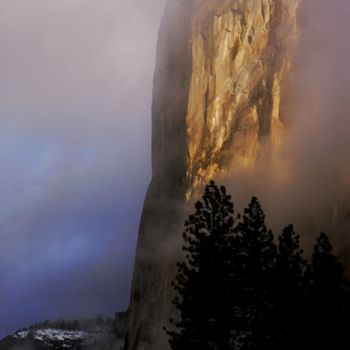 Photographie intitulée "El Cap Morning" par Gaal, Œuvre d'art originale, Photographie numérique