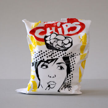 Скульптура под названием "I love chips" - Gabriel Cristian Matei, Подлинное произведение искусства, Керамика