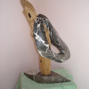 Sculptuur getiteld "BOOMERANG" door Gabriel Molet, Origineel Kunstwerk, Steen