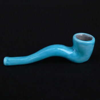 Design intitolato "Pipe bleue ondulée…" da Gabriel Tremblay, Opera d'arte originale, Ceramica