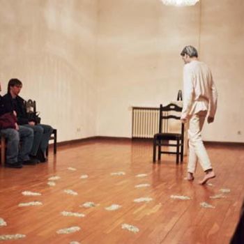 Installazione intitolato "Dancing Footsteps" da Gabrijel Savic Ra, Opera d'arte originale