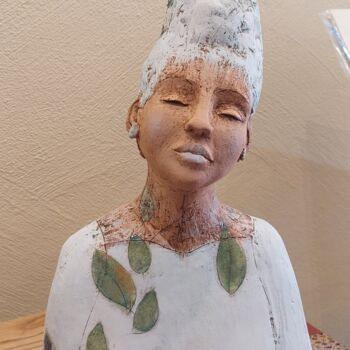 Sculpture titled "Green Dream" by Gaby Pühmeyer, Original Artwork, Terra cotta