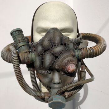 雕塑 标题为“Doll mask N°1” 由Igor Gadreaud (Gad the Brand), 原创艺术品, 皮革