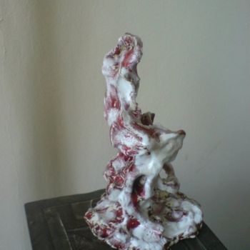 Скульптура под названием "сидящая на камнях (…" - Giorika, Подлинное произведение искусства, Керамика