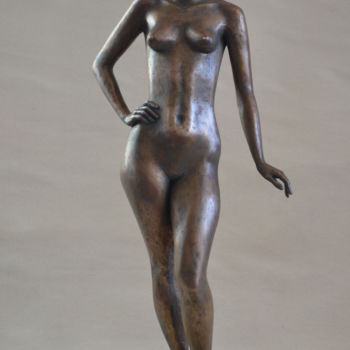 Sculpture titled "Обнаженная" by Anatolii Medvedev, Original Artwork, Bronze