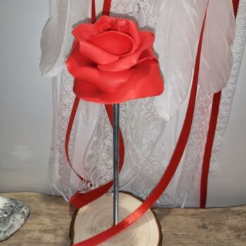 Sculpture titled "LA ROSE ROUGE" by Gas, Original Artwork, Polymer clay