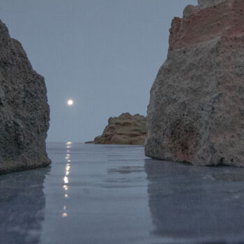 Photographie intitulée "Claire de lune 2" par Gaspard De Gouges, Œuvre d'art originale, Photographie numérique