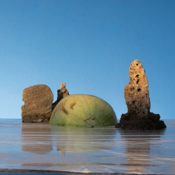 Photographie intitulée "Watermelon island 1" par Gaspard De Gouges, Œuvre d'art originale, Photographie numérique