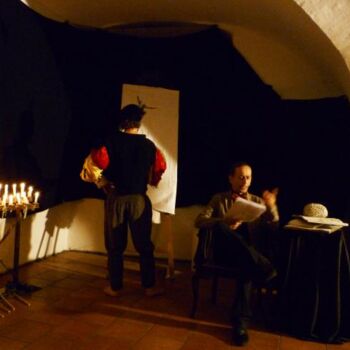 Instalação intitulada "Vittima o carnefice" por Gaspare Lombardo, Obras de arte originais