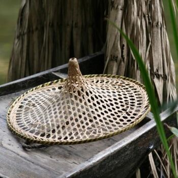 Photography titled "Chinese Hat" by Gautier Willaume, Original Artwork