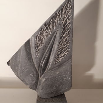 Sculpture intitulée "Vulve de pierre." par Geneviève Vastrade, Œuvre d'art originale, Pierre