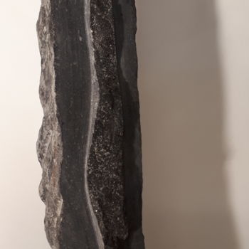 Sculpture titled "Fente vaginale 2" by Geneviève Vastrade, Original Artwork, Stone