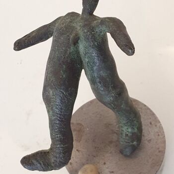Sculpture titled "Le footballeur" by Gérard Cyne, Original Artwork, Bronze